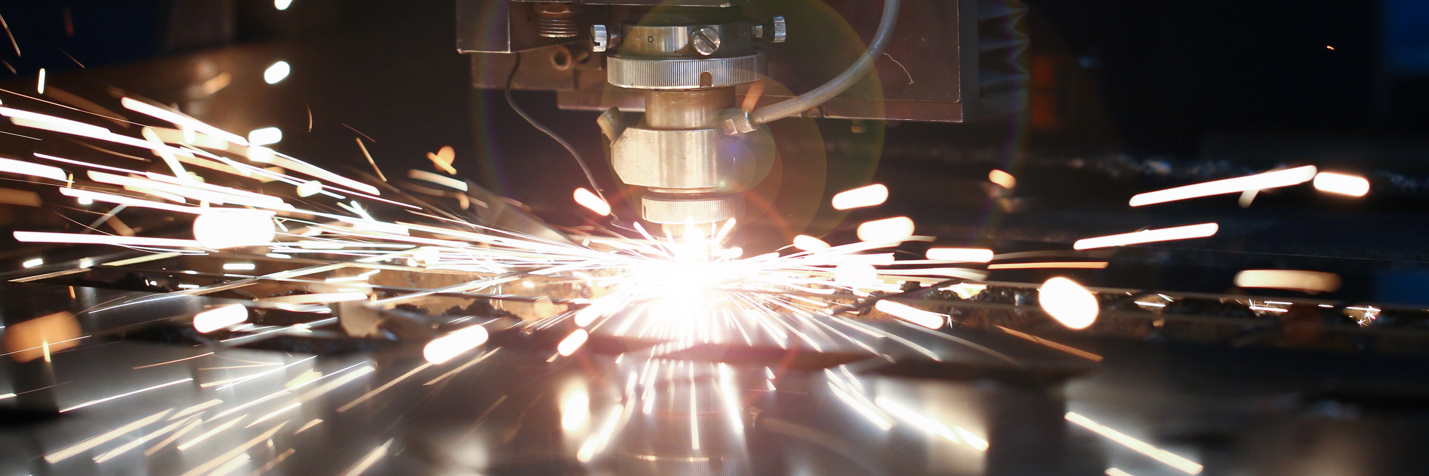 How to Choose the Right Laser Cutting System to Maximize Productivity